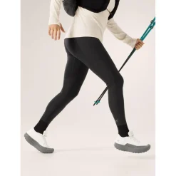 Arc'teryx - Women's Essent High-Rise Utility Legging 26' - Leggings Outlet