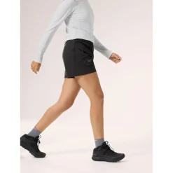 - Women's Gamma Utility Short 5'' - Shorts < Arc'teryx Sale