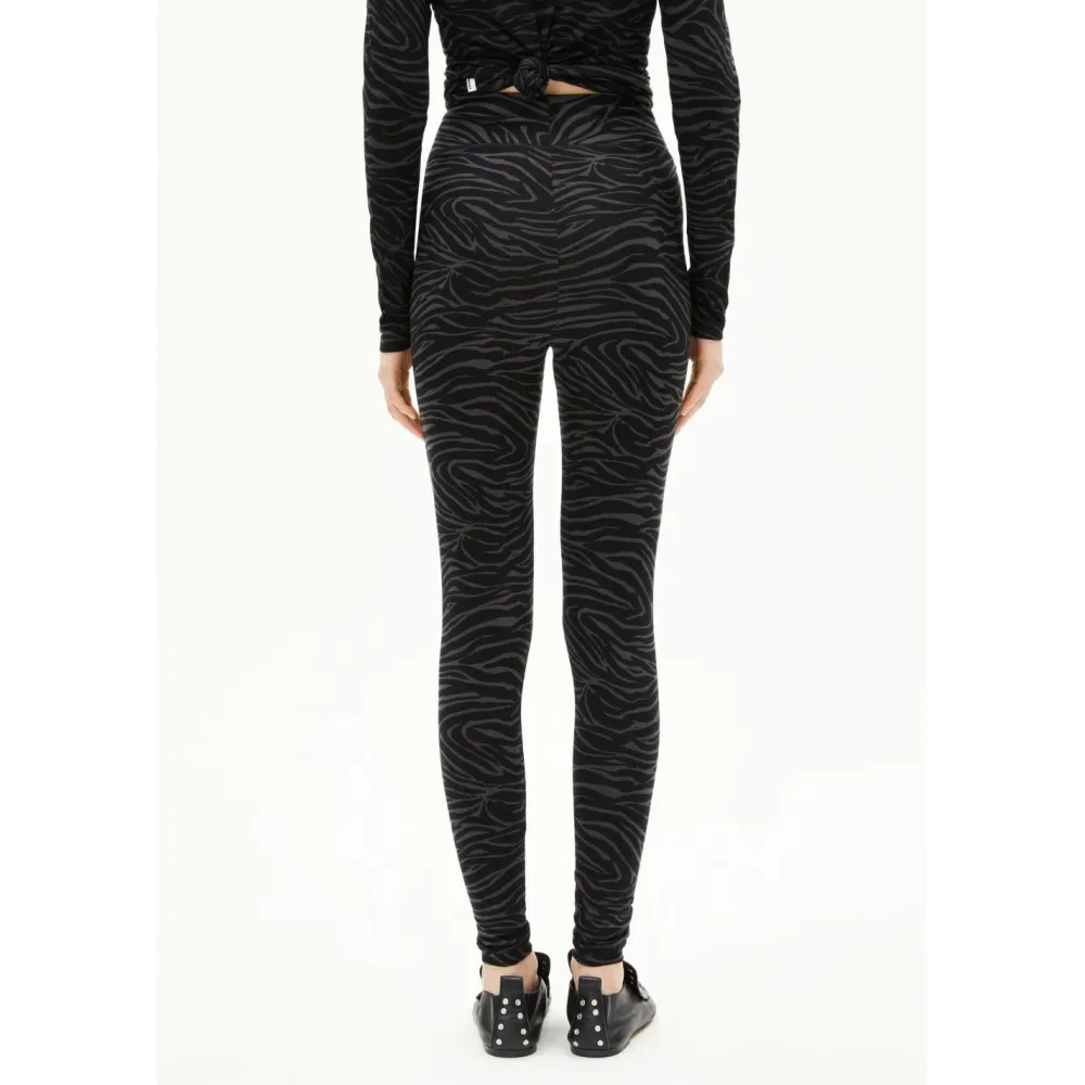 ARMEDANGELS - Women's Faribaa Zebraraa - Freizeithose Black Sale
