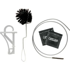 - Crux Cleaning Kit < Camelbak