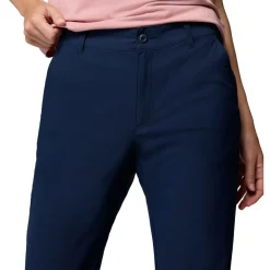 - Women's Leslie Falls Knee Pant - Shorts < Columbia Hot
