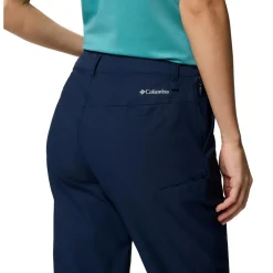 - Women's Leslie Falls Capri II - Shorts < Columbia