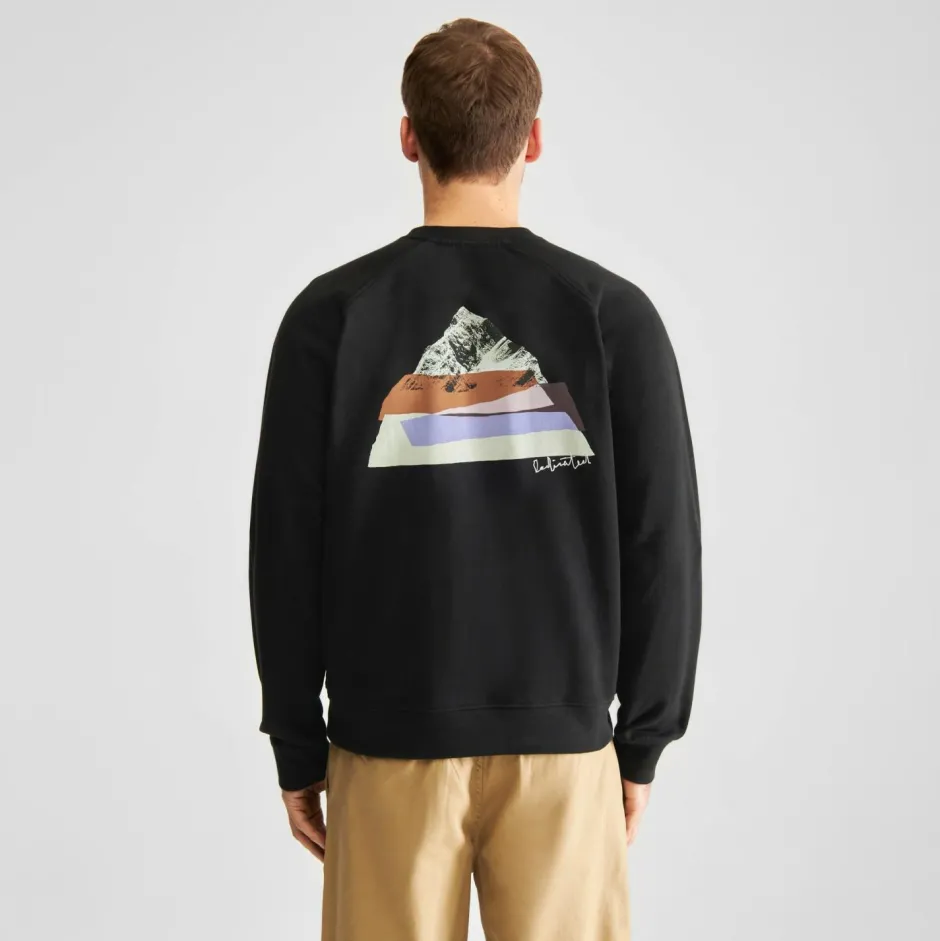 DEDICATED - weathirt aoe Cut Out ountain - Puover