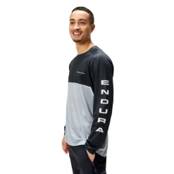 - Core Printed / Tee - Radtrikot < Endura Hot
