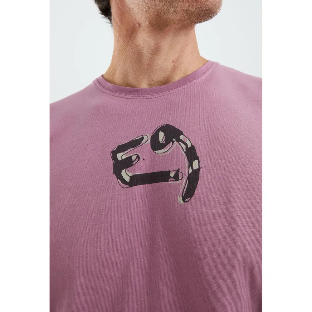 - coa - ongeeve < E9 Hot