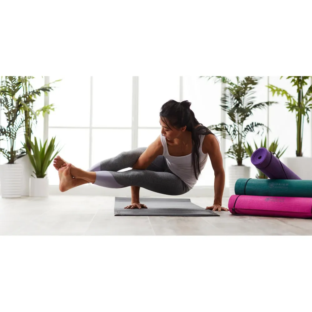GAIAM - Yoga Mat 6 mm Solid - Yogamatte Hot