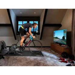 Garmin Fitness-Ausrüstung|Trainingsgeräte-- Tacx Flux S Smart-Trainer - Rollentrainer