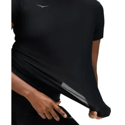 - Woen' Perforance Run hort eeve - aufhirt < HOKA Online