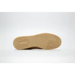 - Vancouver - Sneaker < HUB Clearance