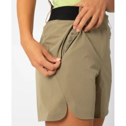 LaMunt Trekkingbekleidung|Hosen-- Women's Evi Trek Shorts - Shorts Desert Taupe