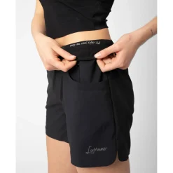 - Women's Teresa Light Shorts - Shorts < LaMunt Outlet