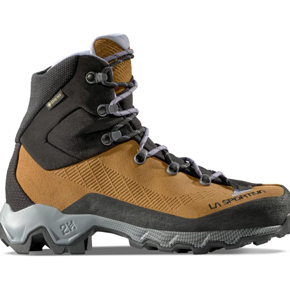 La Sportiva - Women's Aequilibrium Trek GTX - Wanderschuhe Hot