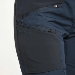 - Women's Makke Light Shorts - Shorts < Lundhags Outlet