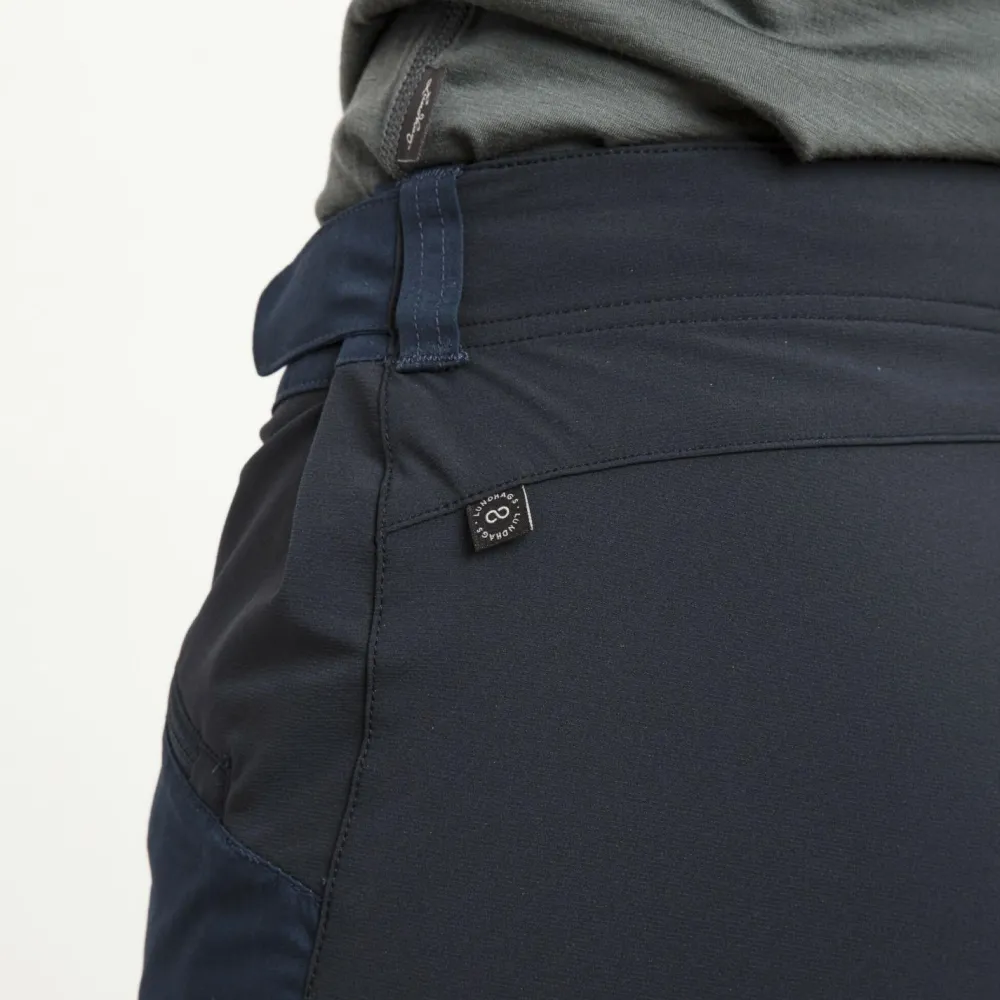 - Women's Makke Light Shorts - Shorts < Lundhags Outlet