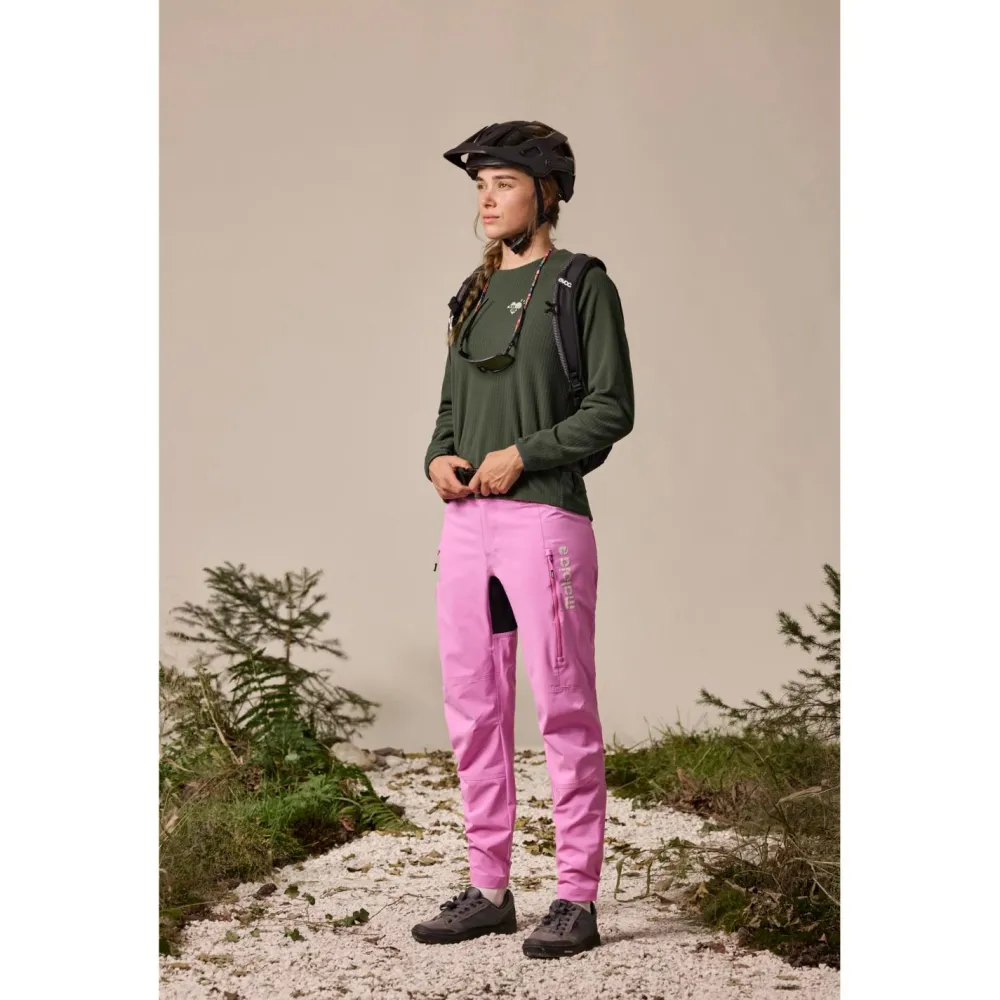 - Woen' Nione. - Feecepuover < Maloja Online