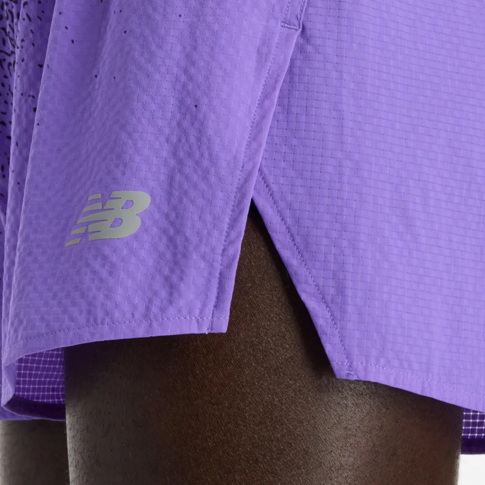 New Balance - RC Ultra Light Printed Short 3'' - Laufshorts Electric Purple Online