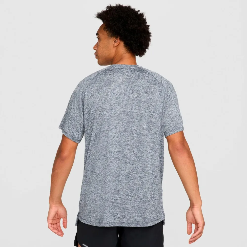 Nike - Stride Dri-Fit ADV Short-Sleeve Running Top - Laufshirt Hot