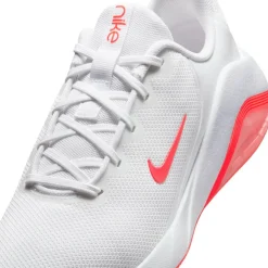 Nike Sneaker-- Women's Bella 7 Workout Shoes - Multisportschuhe Chalk / Sapphire / Sail