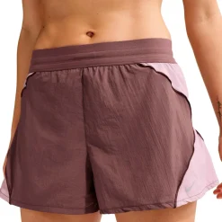 Nike - Women's Swift Repel High Rise Short - Laufshorts Tattoo / Light Violet Ore / Reflective Silver