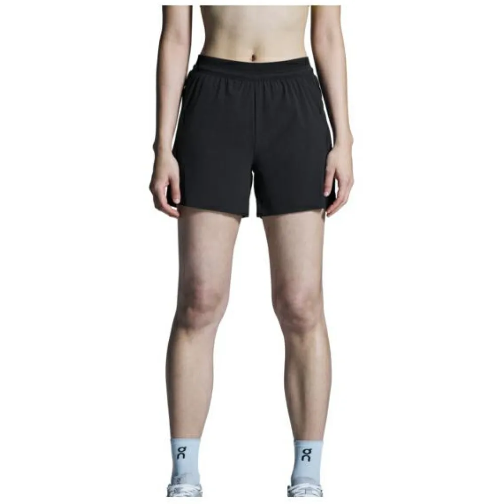 - Woen' 5 Perforance hort - aufhort < On Clearance