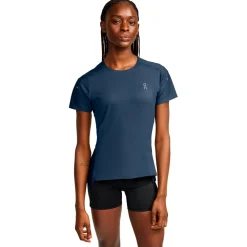 - Woen' Perforance-T - aufhirt < On Sale