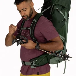 Osprey Trekkingausrüstung|Wanderrucksäcke-- Talon 44 - Wanderrucksack Black / Coal Grey