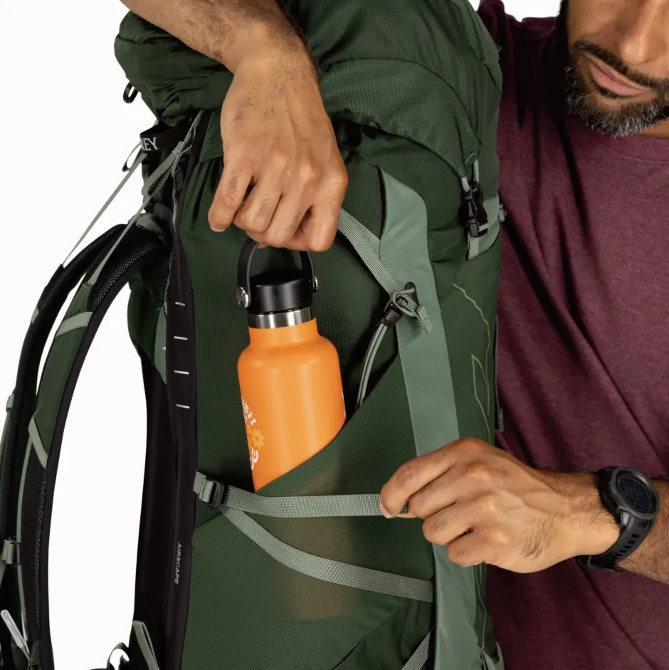Osprey Trekkingausrüstung|Wanderrucksäcke-- Talon 44 - Wanderrucksack Black / Coal Grey