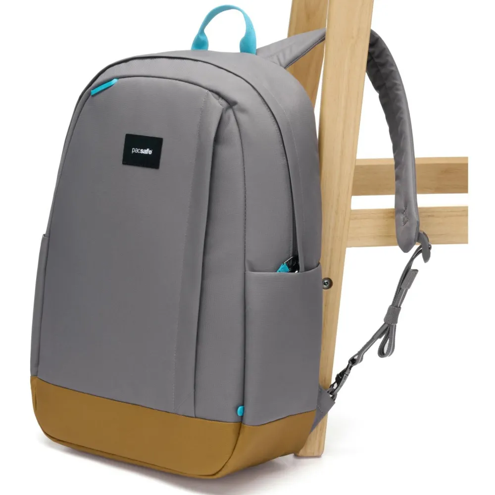 - Go 25 Backpack - Daypack < Pacsafe Hot