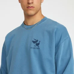 - ooe Crewneck - Puover < Revolution Sale