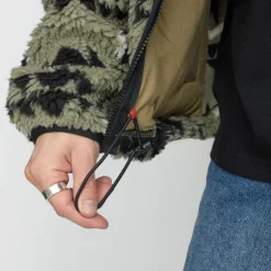 Revolution - Printed Pocket Teddy - Fleecejacke Green Clearance