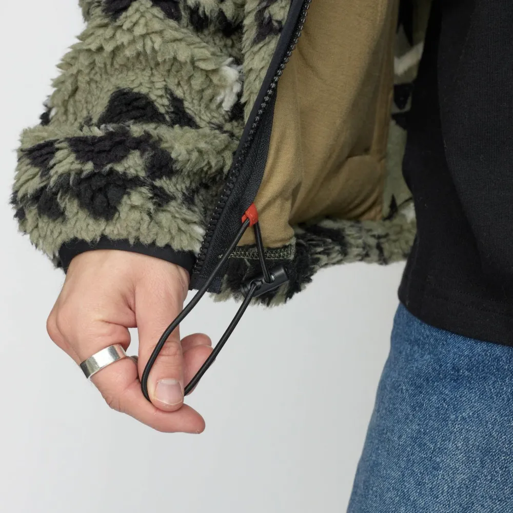 Revolution - Printed Pocket Teddy - Fleecejacke Green Clearance
