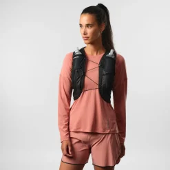 - Woen' Active kin 12 et - Trairunningruckack < Salomon Hot
