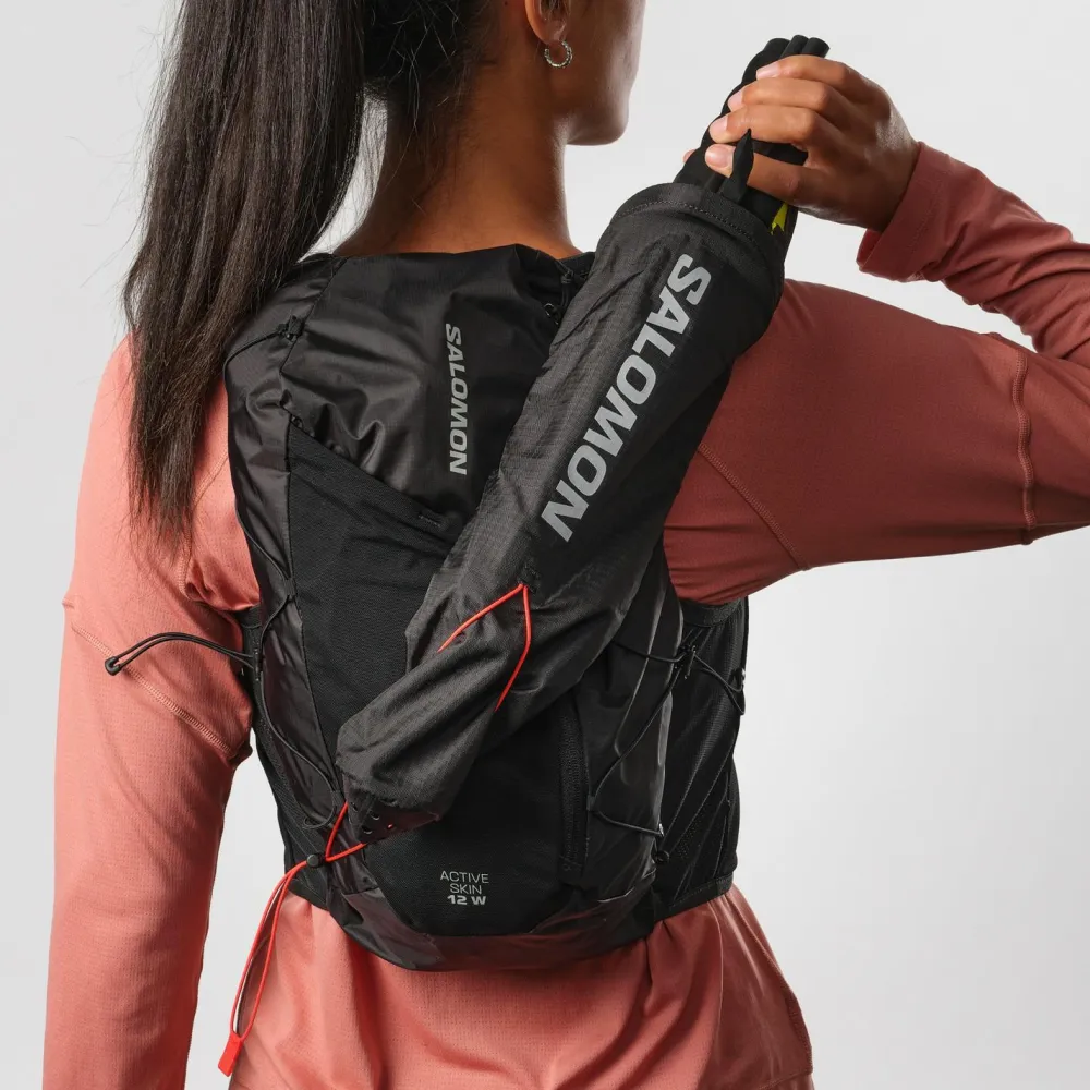 - Woen' Active kin 12 et - Trairunningruckack < Salomon Hot
