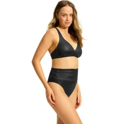 - Women's Soleil DD Wrap Front Halter Bra - Bikini-Top < Seafolly