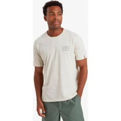 - Jutnu Badge Tee - T-hirt < Sherpa Discount