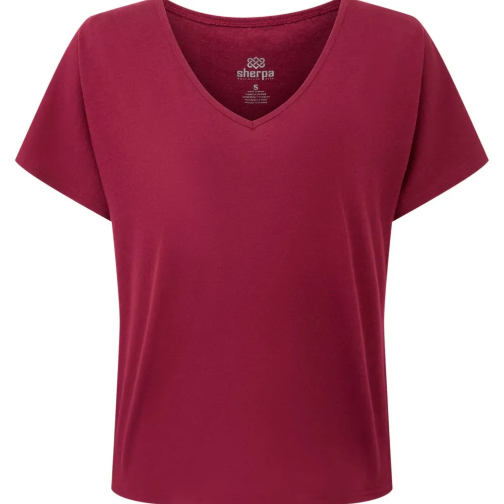 - Woen' Jutnu V-Neck Tee - T-hirt < Sherpa