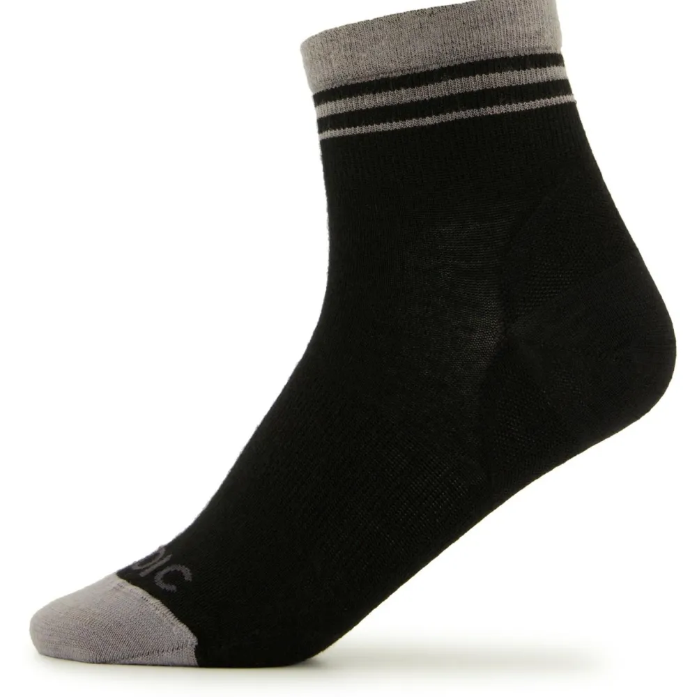 - Merino-Tencel Summer Quarter Socks - Multifunktionssocken < Stoic