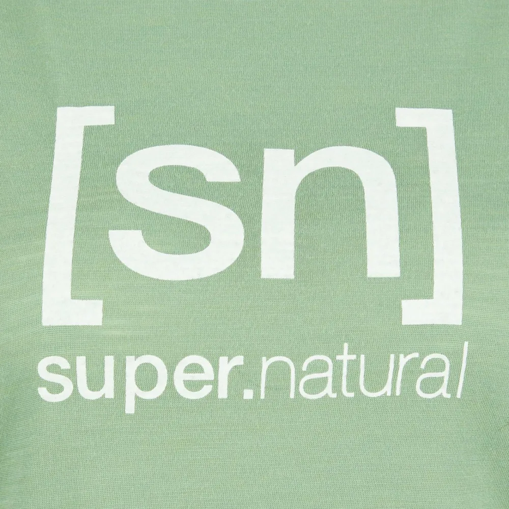 - Woen' The Eentia ogo Tee - erinohirt < super.natural New